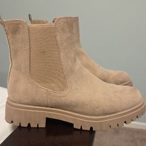 Old Navy Beige Ankle Boots